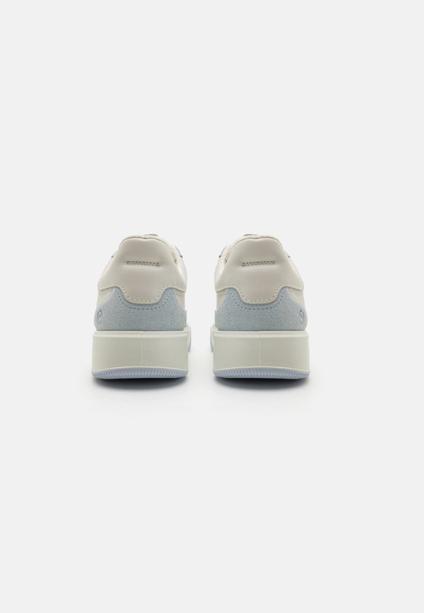 ECCO STREET COURT W