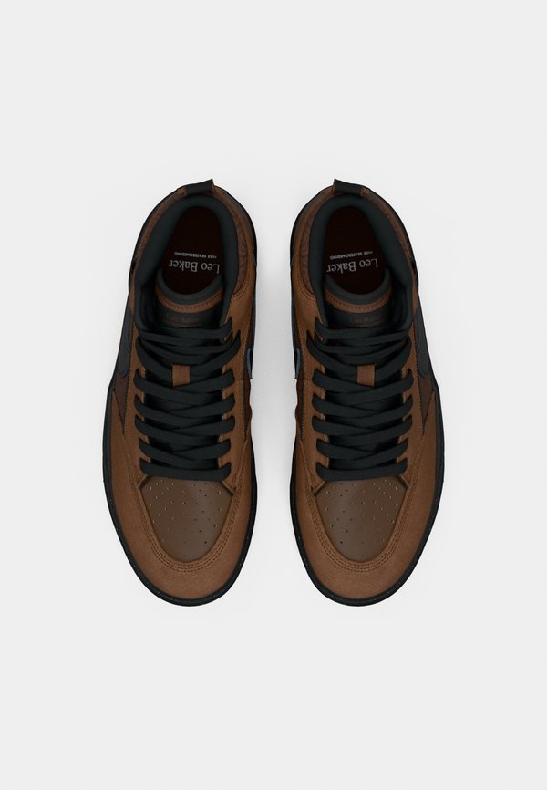 Nike SB REACT LEO UNISEX