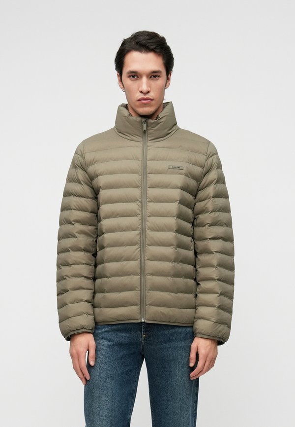 Calvin Klein CHANNELED PUFFER