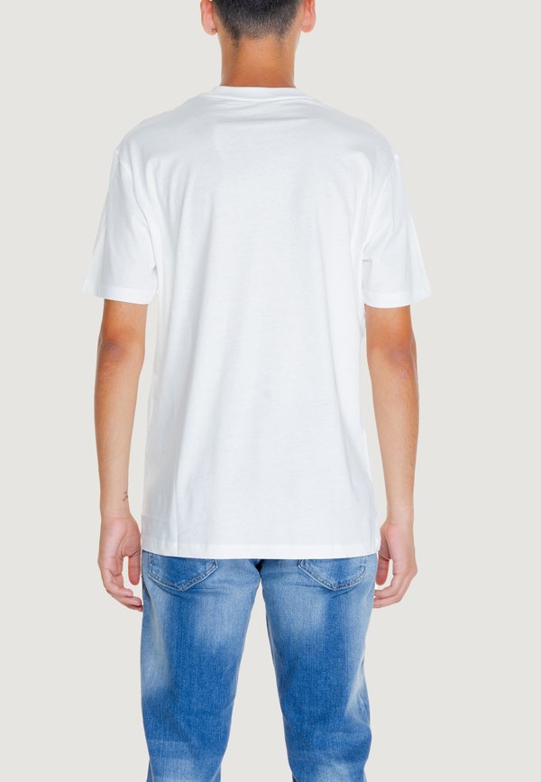 Armani Exchange