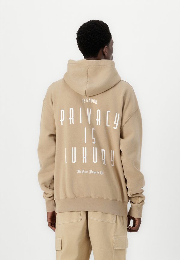 Pegador LEANDER OVERSIZED FIT