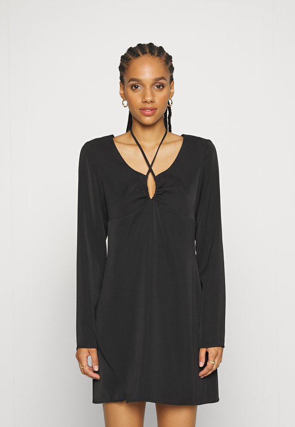 NA-KD KEYHOLE DETAIL MINI DRESS