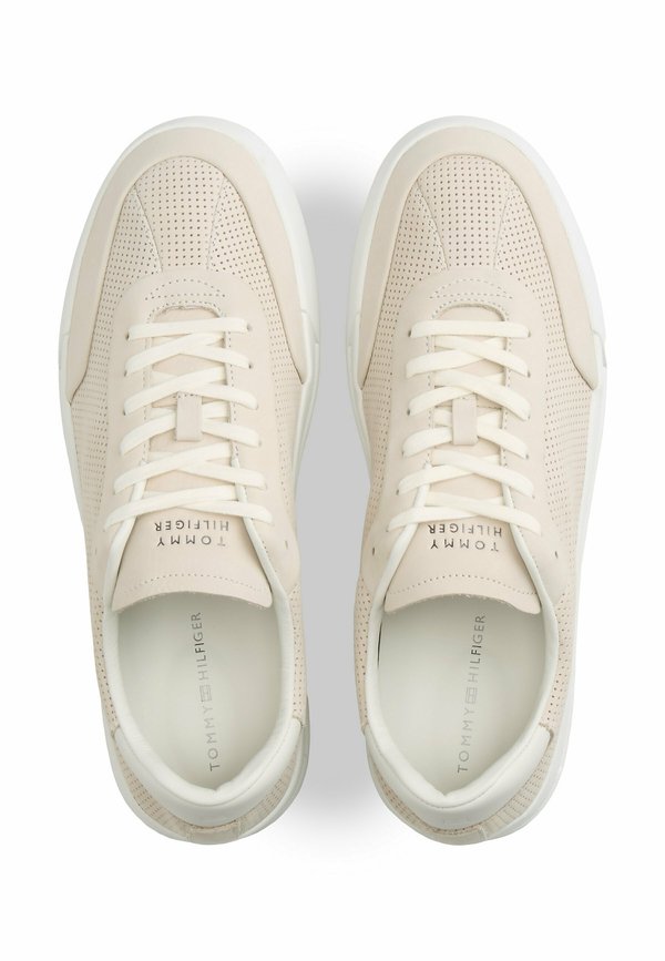 Tommy Hilfiger VENTILATION DETAIL COURT