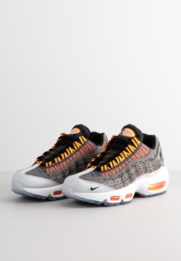 Nike Sportswear KIM JONES