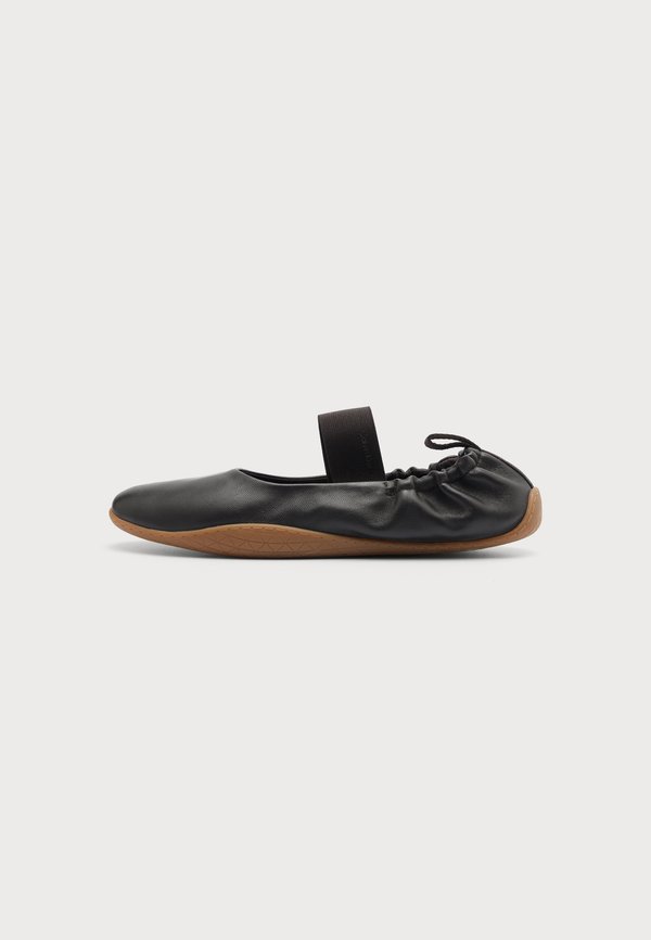 Calvin Klein BALLET SNEAKER - Ballerina shoes - fudge/gum