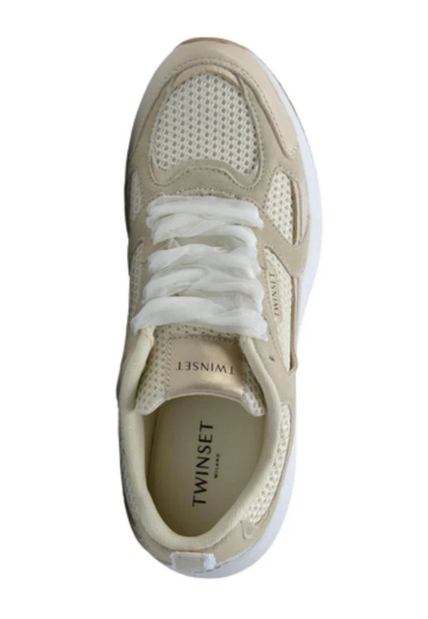 TWINSET