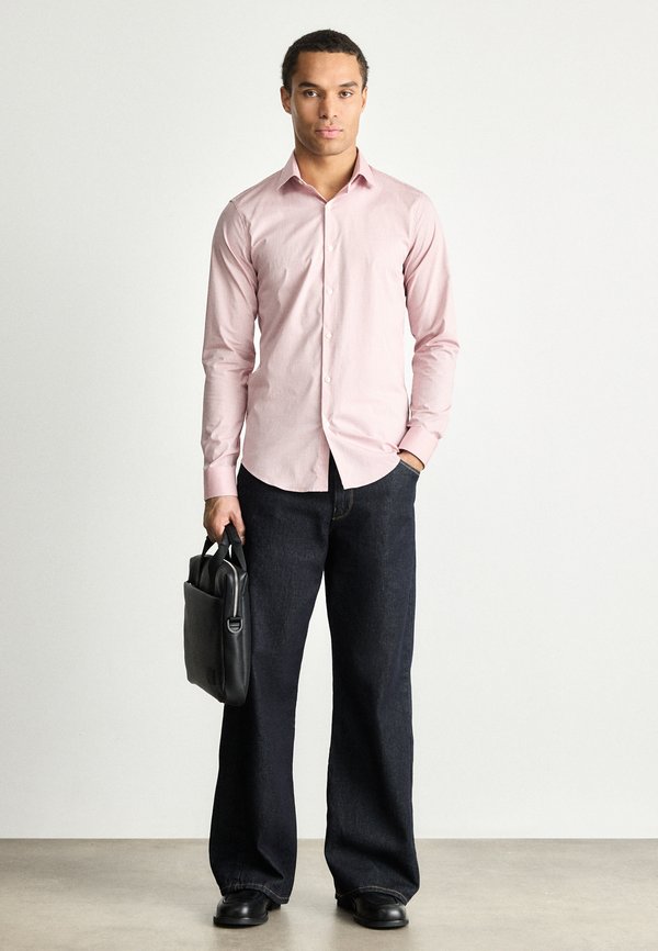 Calvin Klein SLIM
