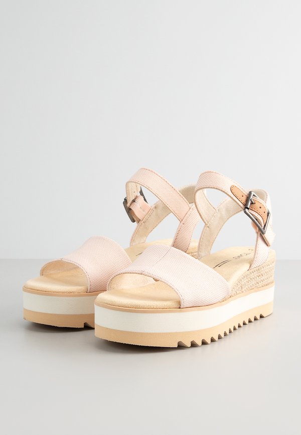 TOMS DIANA