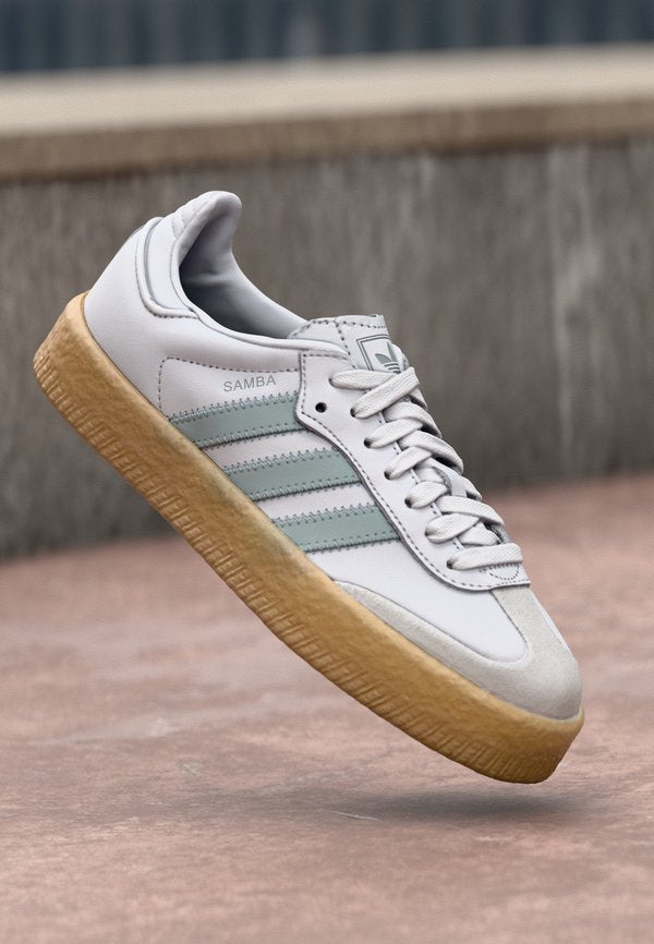 adidas Originals SAMBAE W - Trainers - footwear white/wonder blue/off white