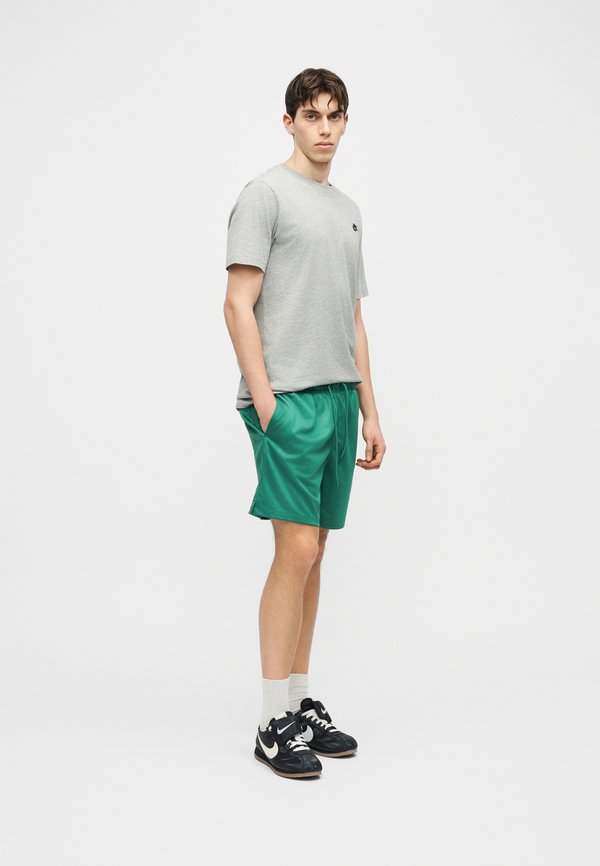 Nike Sportswear CLUB FLOW