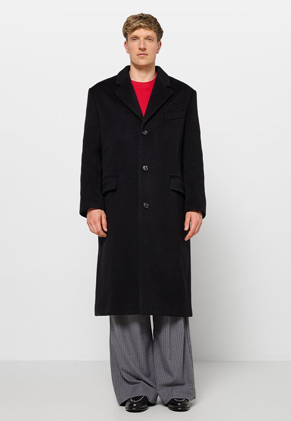GANT OVERSIZED
