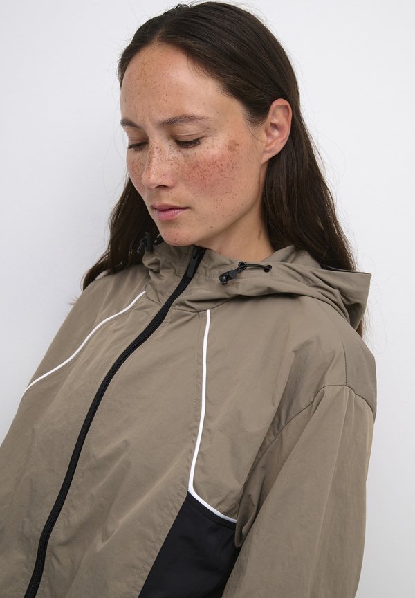 Lounge Nine QUESTLN UNISEX