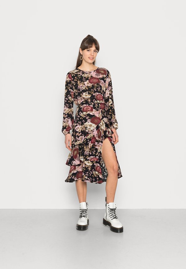 Vero Moda VMANNA SLIT CALF DRESS