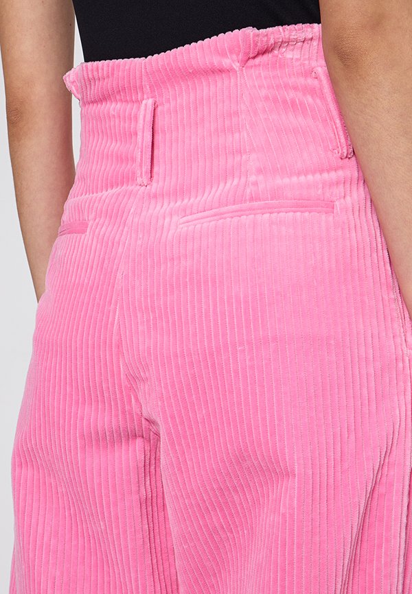 Iro JAKE