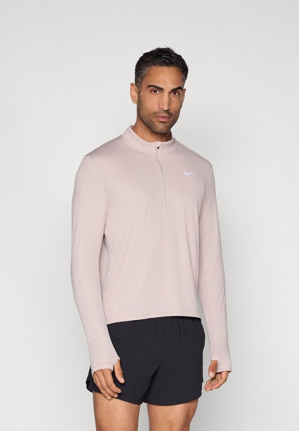 Nike Performance PACER TOP
