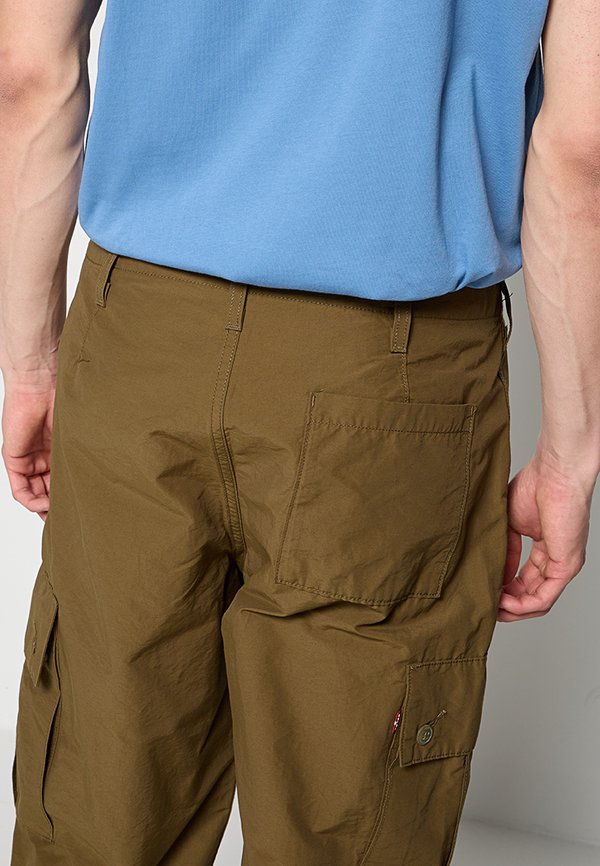 Levi's® PARACHUTE CARGO II