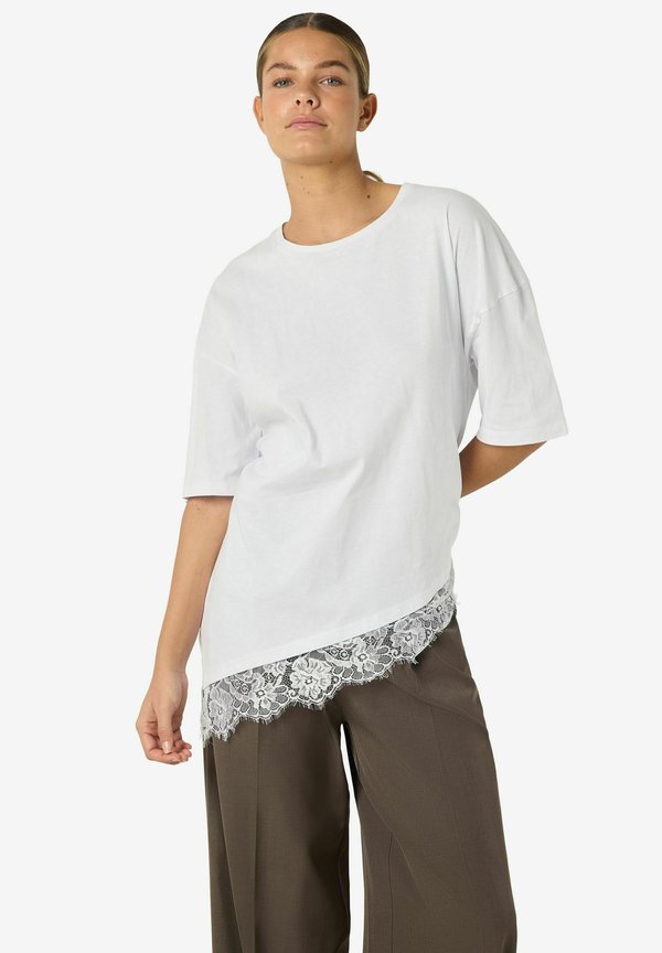 Noisy May NMEASY LACE DETAIL S/S T-SHIRT