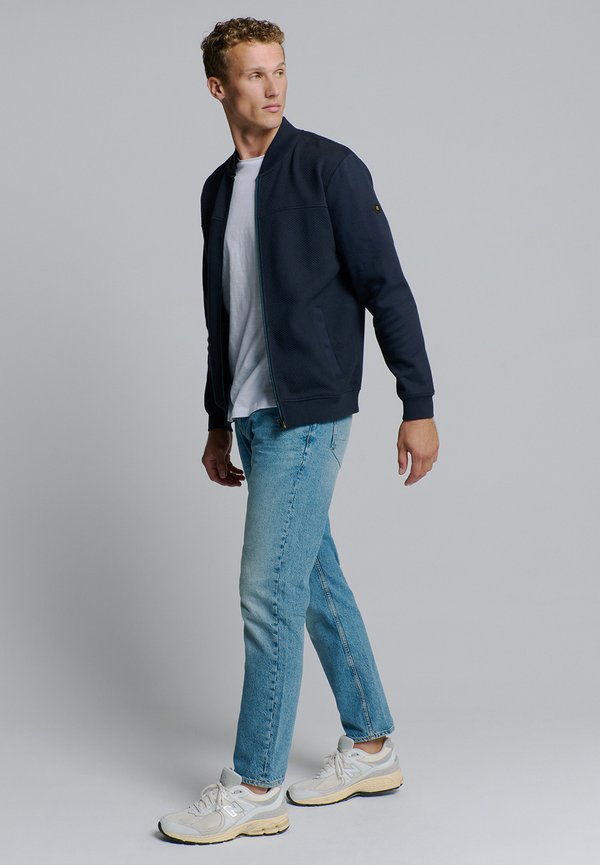 NO EXCESS FULL ZIPPER