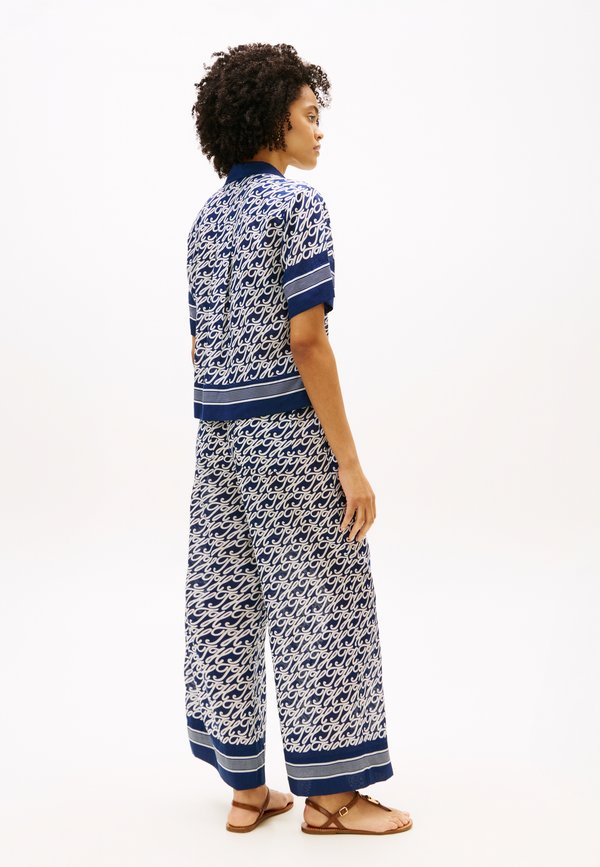 Tommy Hilfiger RELAXED FIT PRINT VOILE SHIRT WITH SILK