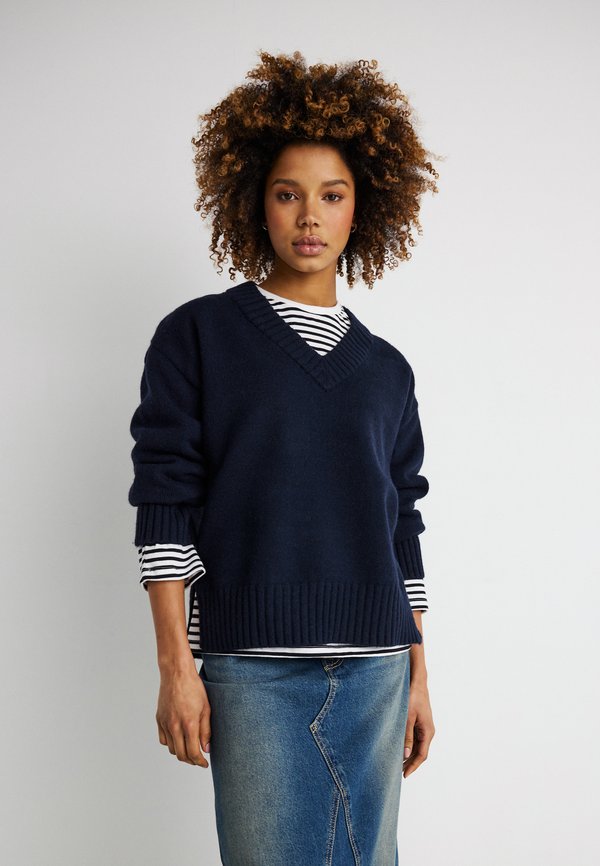 Gina Tricot V NECK SWEATER