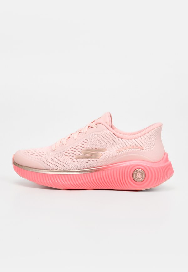 Skechers