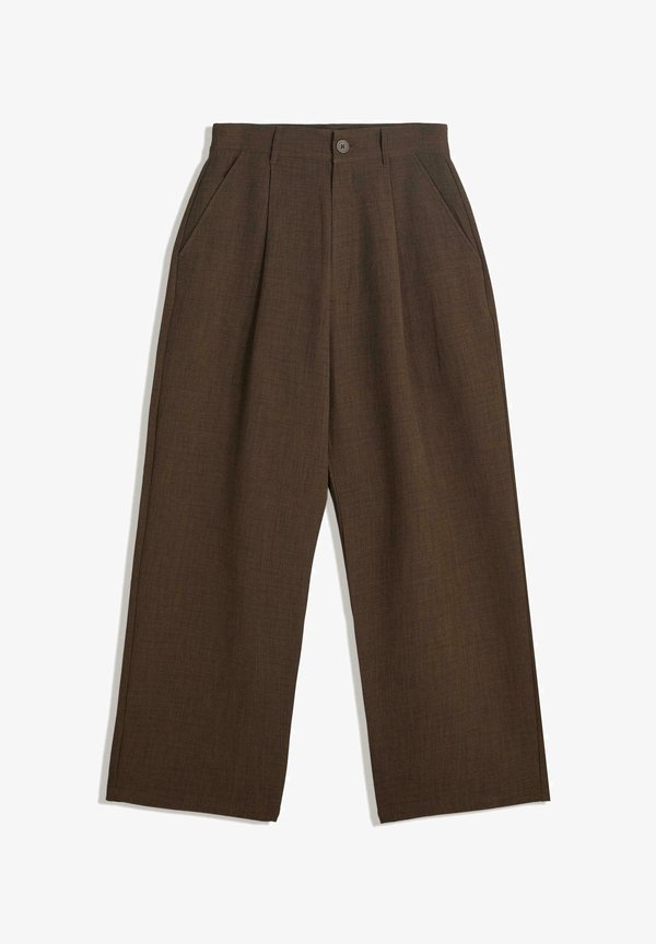 Bershka SUPER BAGGY TAILORED - Trousers - brown