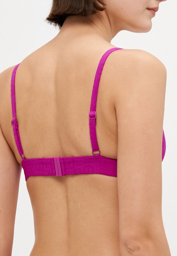 Chantelle WIREFREE TRIANGLE SPACER BRA