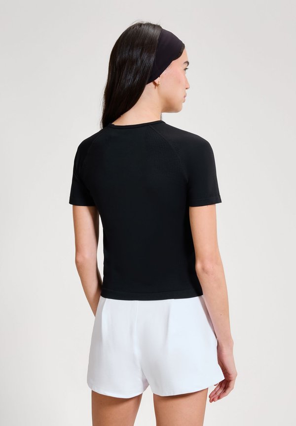 Ellesse LA BELLA SS FITTED