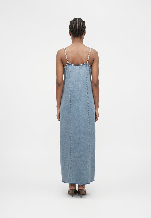 Noisy May NMSIGNE DRESS WITH SLIT
