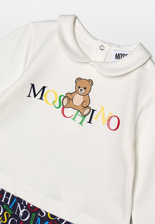 MOSCHINO
