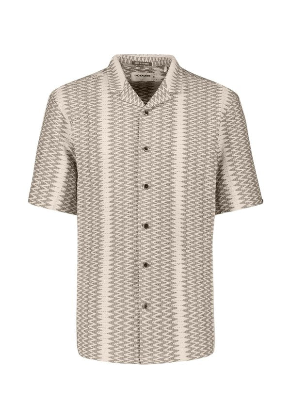 NO EXCESS WITH SHORT SLEEVES