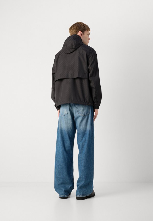 Calvin Klein Jeans