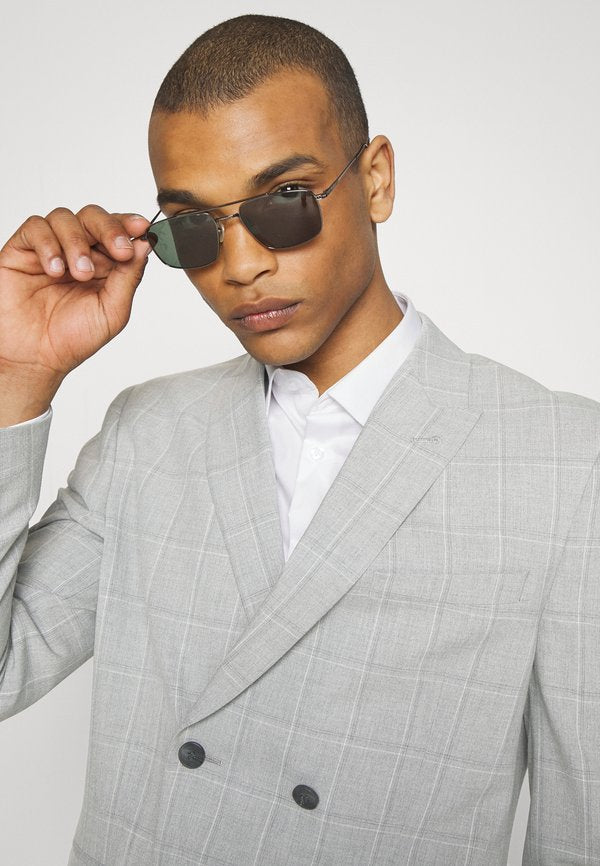 Isaac Dewhirst THE FASHION SUIT PEAK OCCASION DESIGN