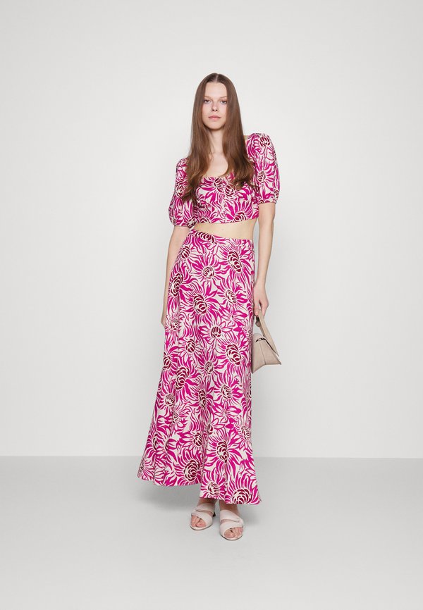 Diane von Furstenberg  DOVER