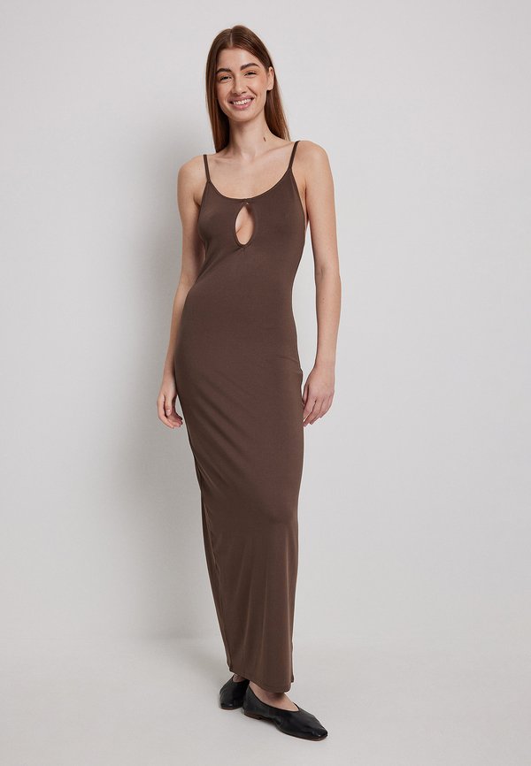 NA-KD FRONT CUT OUT DRESS