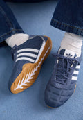adidas Originals ADIRACER UNISEX - Trainers - preloved ink/white/gum
