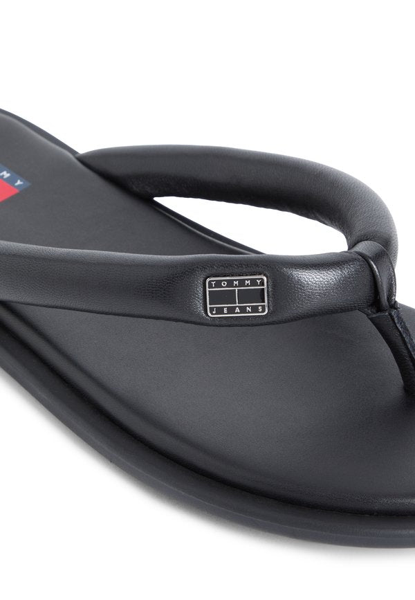 Tommy Jeans LEATHER PADDED STRAP FLIP-FLOPS