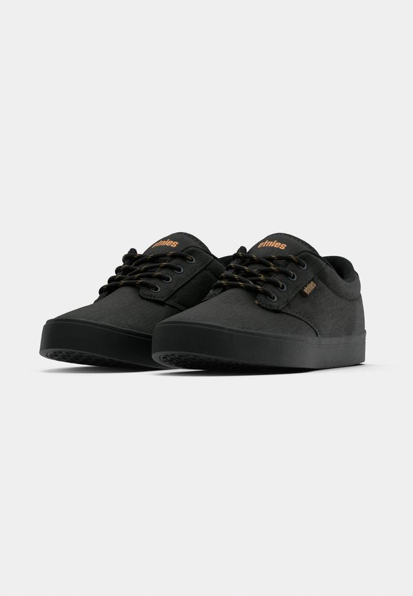 Etnies