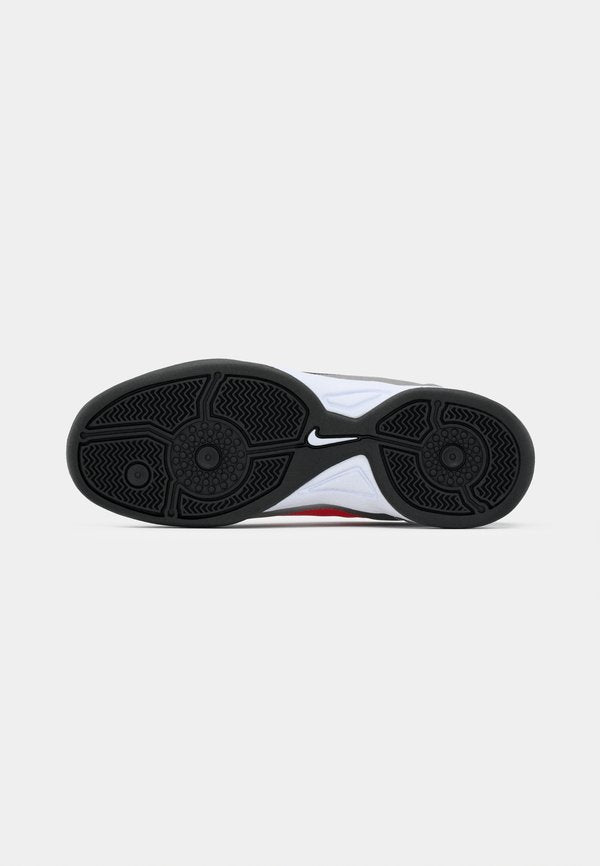 Nike Sportswear T90
