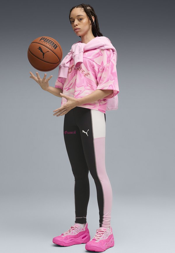 Puma LA FRANCÉ RNNR UNISEX - Basketball shoes - poison pink-pale pink-fluro pink pes