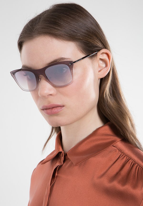 MARC JACOBS SUN