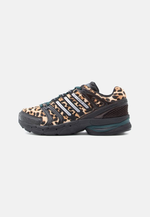 adidas Originals ADISTAR CONTROL 5