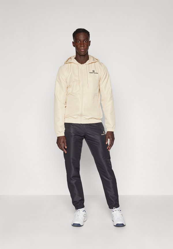 Sergio Tacchini CARSON SET
