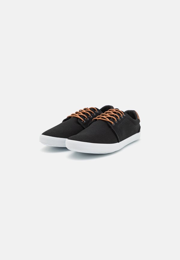 Pier One by Zalando