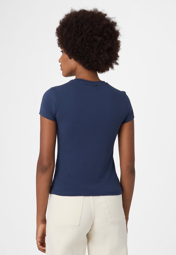 Fila APPAREL TRIVERO