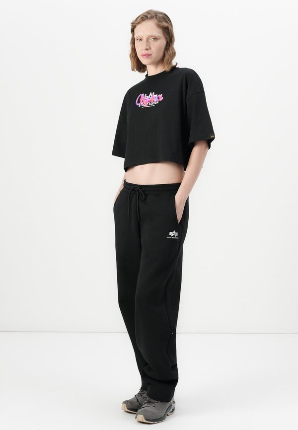 Alpha Industries STUDIO RAINBOW CROPPED