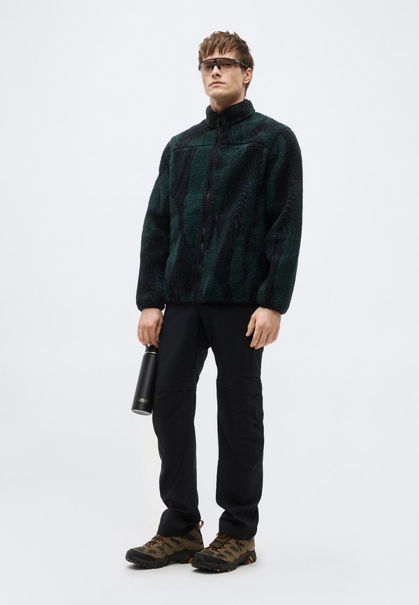 Peak Performance GRAPHIC JACKET