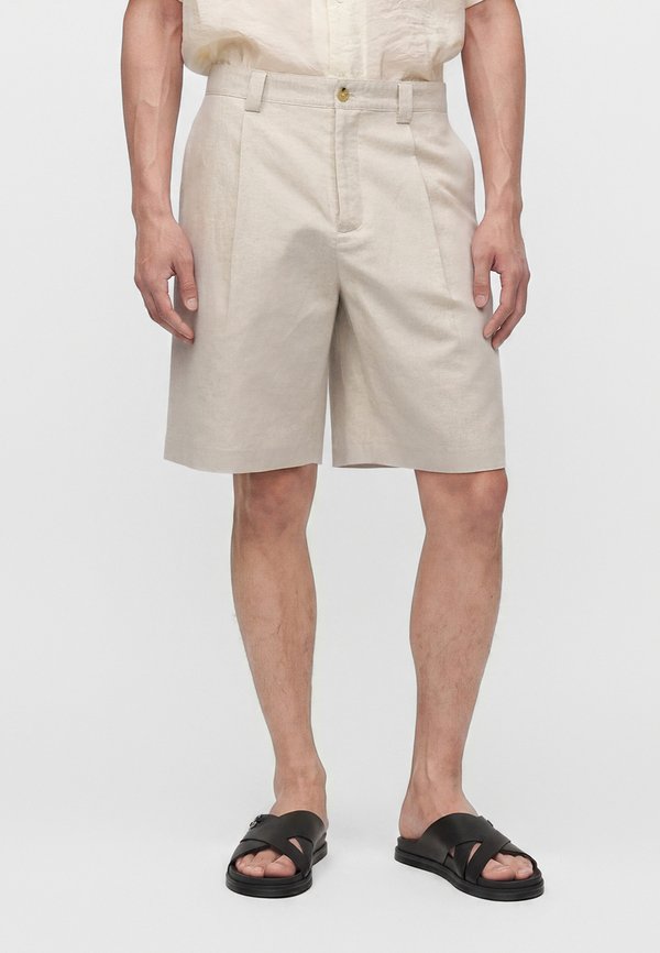 Maison Kitsuné PLEATED