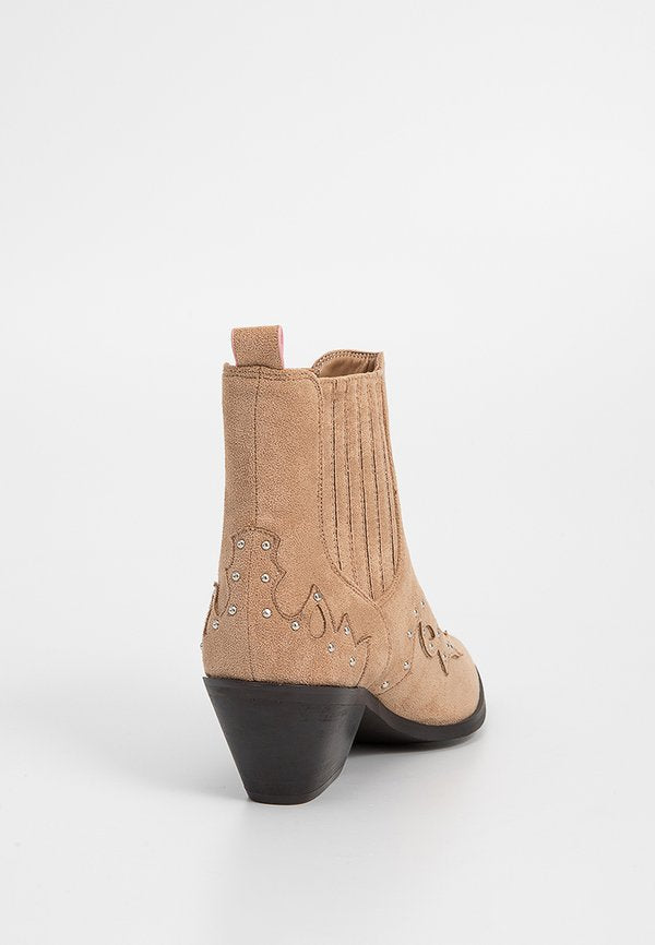 Vanessa Wu TUILERIES