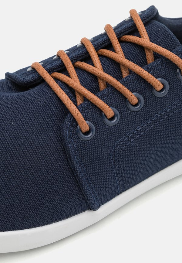 Pier One by Zalando